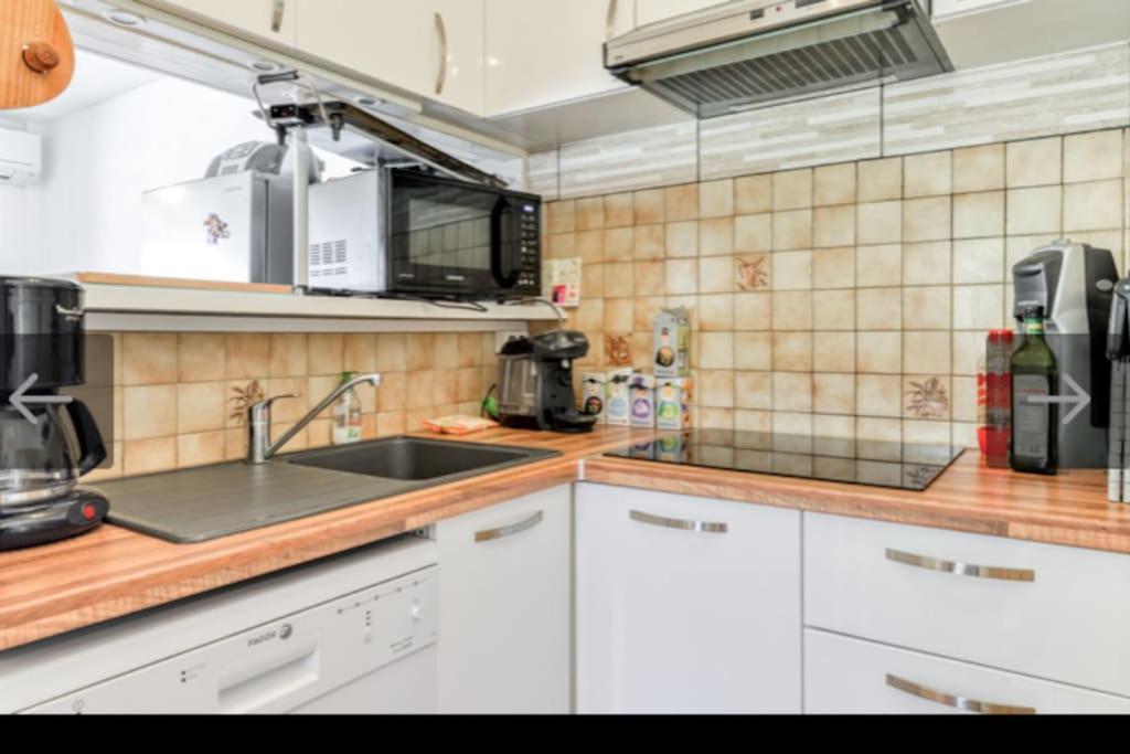 Logement De Plain-Pied A 2 Min A Pied De La Plage. آجد المظهر الخارجي الصورة